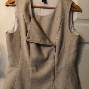 White House Black Market sz 10 Linen color vest